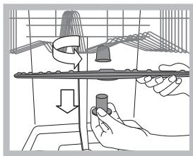 HOTPOINT LSFA  825 X/HA - Nettoyer les bras de lavage - 1
