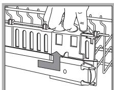HOTPOINT LSPA  720A.1 X/HA - Regolare l'altezza del cesto superiore - 2
