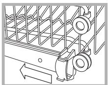 HOTPOINT LSPA  720A.1 X/HA - Never lift or lower the rack on one side only. - 1