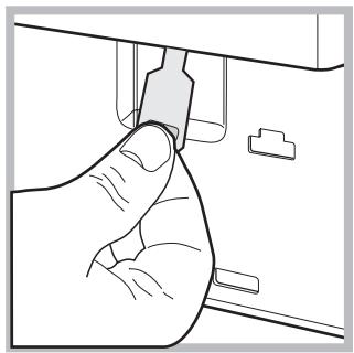 HOTPOINT AWM 129 - Opening the porthole door manually - 2
