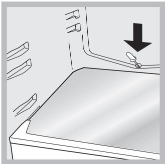HOTPOINT EBM 18321 X - Odstránenie námrazy z chladiaceho priestoru - 1