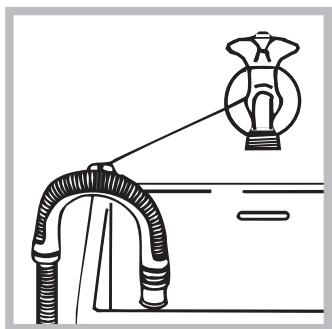 HOTPOINT FDD 9640B EU - Aansluiting van de afvoerbuis - 2