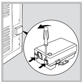 HOTPOINT FH 103 P 0 IX/HA - Fitting the power supply cable - 1