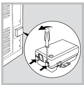 HOTPOINT FH 103 P 0 IX/HA - Montaje del cable de alimentación eléctrica - 1