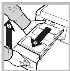 HOTPOINT FTCD 87 B 6K - 3Ливання KOHTeHepa ДЯ ВODи пicля KOKHOrO zuKJy - 1