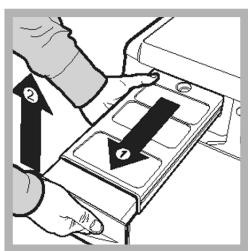 HOTPOINT FTCF 87B 6HY - Leeg de waterbak na elk gebruik - 1