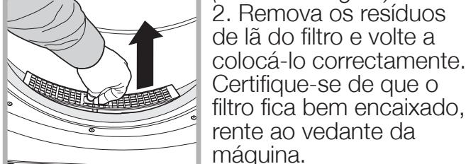 HOTPOINT TCS 73B GP - Limpeza do filtro no fim de cada ciclo - 2