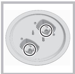 HOTPOINT PKL 741 T/D2/IX/A - Replacing the Triple ring burner nozzles - 2