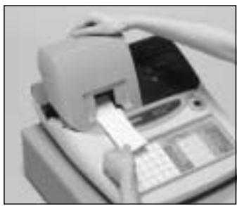 CASIO TK-T200 - Pour installer le rouleau de papier des tickets de caisse - 6