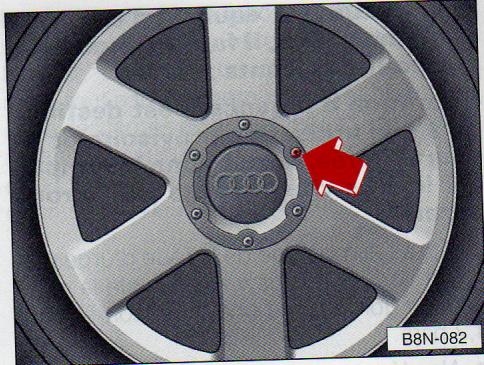 AUDI TT MK1 - Changement d'une roue - 1