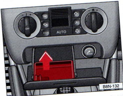 AUDI TT MK1 - Allume-cigare / prise de courant - 2