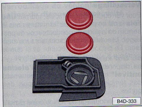 AUDI TT MK1 - Pour remplacer les piles (clé pliante de radiocommande) - 2