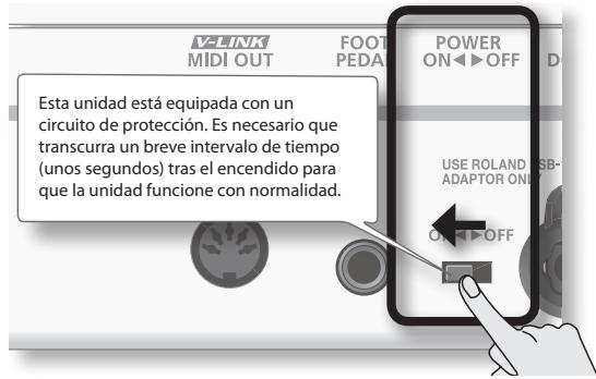 V-LINK MIDI OUT FOOT PEDAD POWER ON OFF Esta unidad está equipada con un circuito de protección. Es necesario que transcurra un breve intervalo de tiempo (unos segundos) tras el encendido para que la unidad funcione con normalidad. USE ROLAND USB-ADAPTOR ONE ON OFF