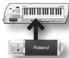 ROLAND LUCINA AX-09 - Zurückübertragen der Daten von einem USB-Speicher - 1