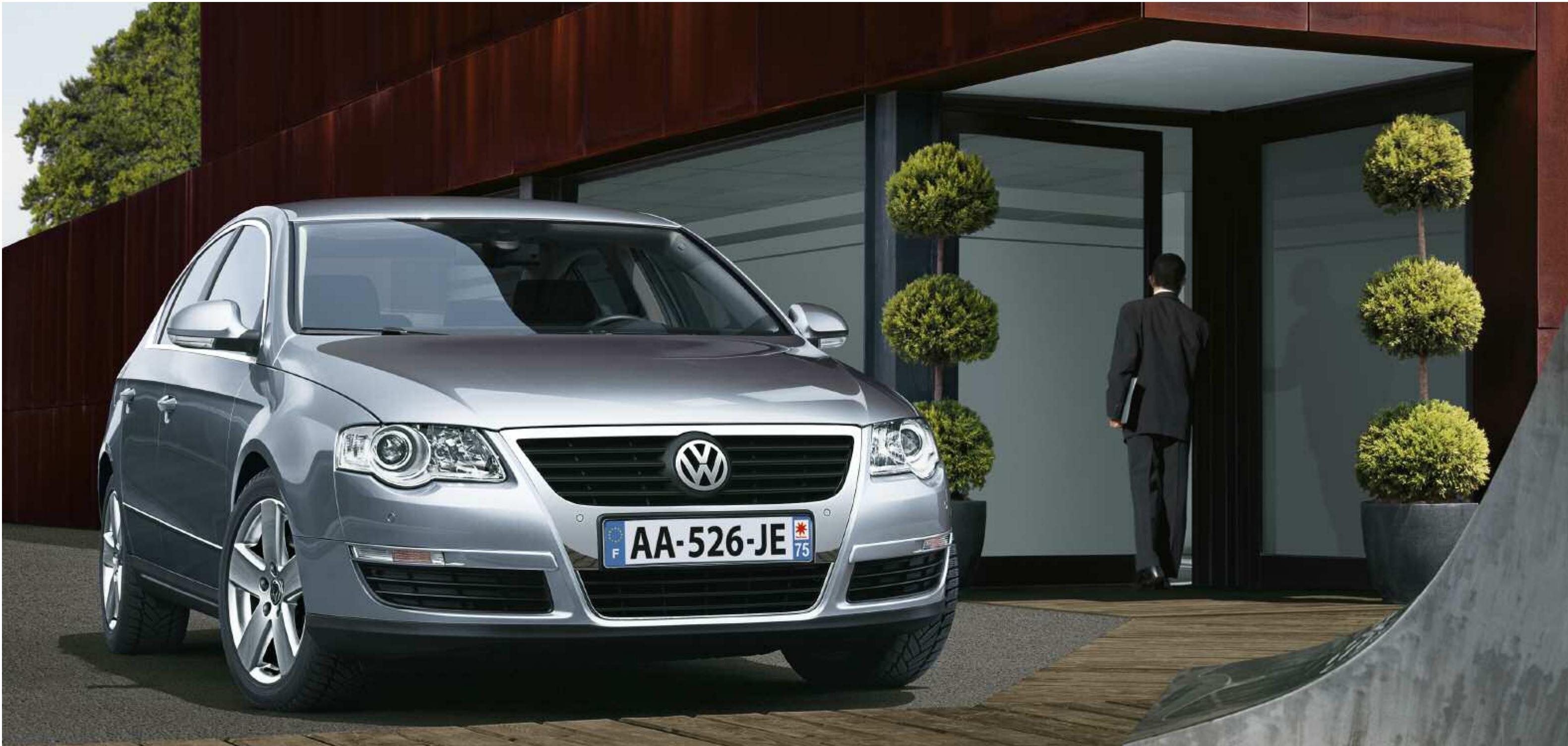VOLKSWAGEN PASSAT SW - 1