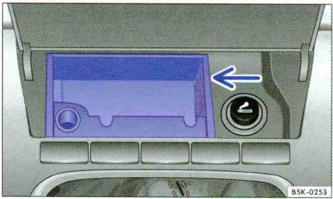VOLKSWAGEN GOLF VI - Ouverture ou fermeture du cendrier - 1
