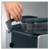 KRUPS ESPRESSERIA AUTOMATIC XP7230 - PREPARING THE MACHINE FOR FIRST USE - 2