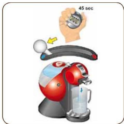 KRUPS NESCAFE DOLCE GUSTO GENIO YY1780 - Nettoyez régulièrement voiture porte-capsule - 7