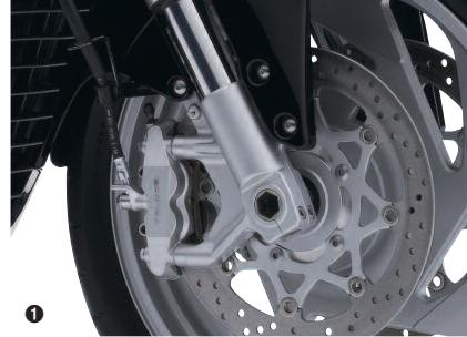SUZUKI INTRUDER M1800R2 - L'incarnation de la custom culture. - 1
