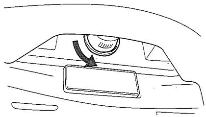 SUZUKI UH125 - Eclairage de la PLAQUE d'immaticulation - 1