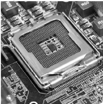 MSI G52-73921XK - Installation du CPU et son ventilateur - 3