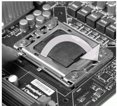 MSI G52-75221XI - CPU &amp; Cooler Installation - 1