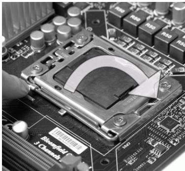 MSI MS-7666 G52-76661X2 - CPU & Kühler Einbau - 1