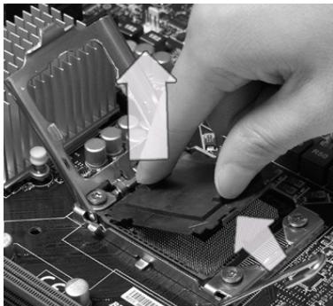 MSI MS-7666 G52-76661X2 - CPU & Cooler Installation - 3
