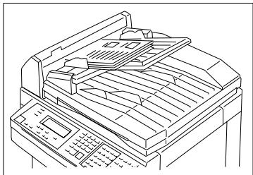 KONICA MINOLTA DI150F - Placement du document à envoyer dans le support de document - 1
