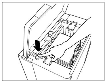KONICA MINOLTA DI850 - Adding Paper to Paper Tray 4 - C-403N (optional) - 3
