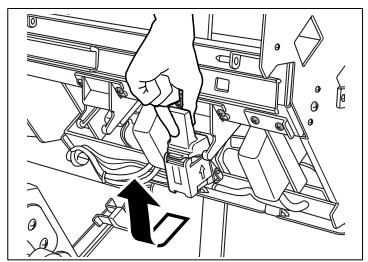 KONICA MINOLTA DI850 - Adding Staples for the FN-7 Finisher (optional) - 4