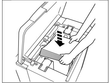 KONICA MINOLTA DI850 - Adding Paper to Paper Tray 4 - C-403N (optional) - 2