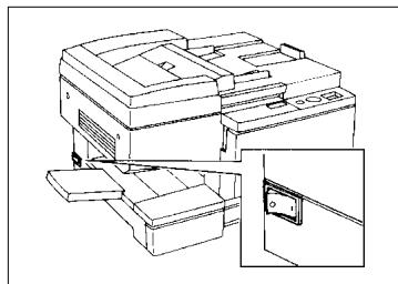 KONICA MINOLTA EP1030 - Mise en route et arrêt - 1