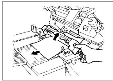 KONICA MINOLTA EP1030 - Retrait d'un serrage papier - 3