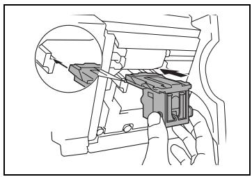 KONICA MINOLTA K 8020 8031 02 FR 7 1 1 - Pour remplacer la cartouche d'agrafes sur le fs-231 - 12