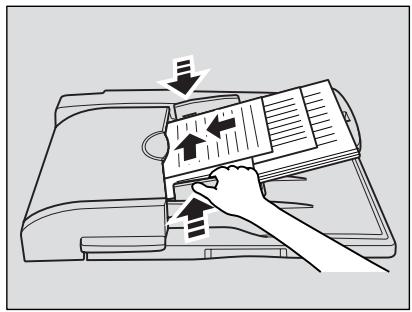 KONICA MINOLTA KM 7145 COPIER - Réglez les guides papier. - 1