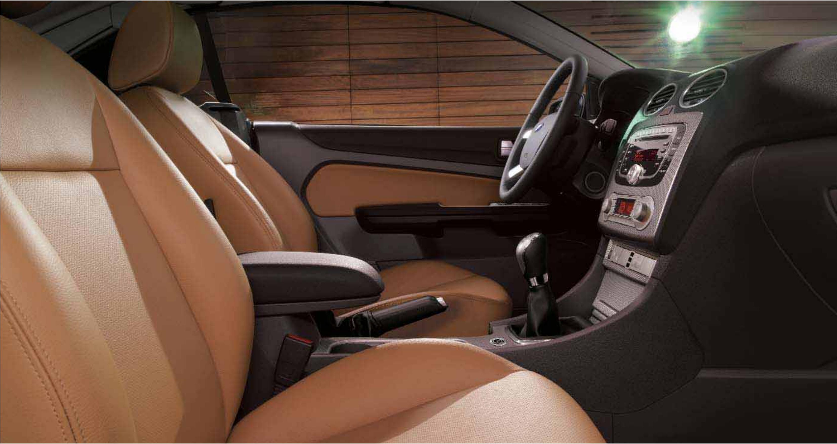 FORD FOCUS COUPE-CABRIOLET - Système à commandes vocales et technologie sans fil bluetooth® - 2