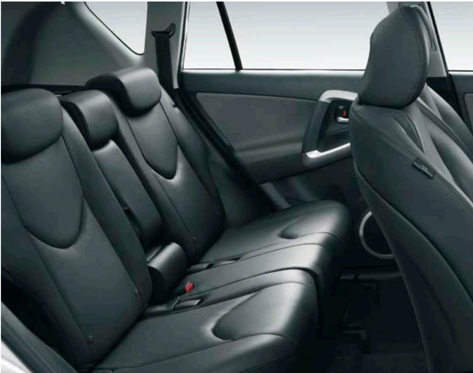 TOYOTA RAV 4 - ... et pour les passagers - 1