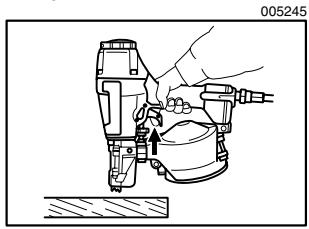 MAKITA AN611 - PRECAUCION: - 1