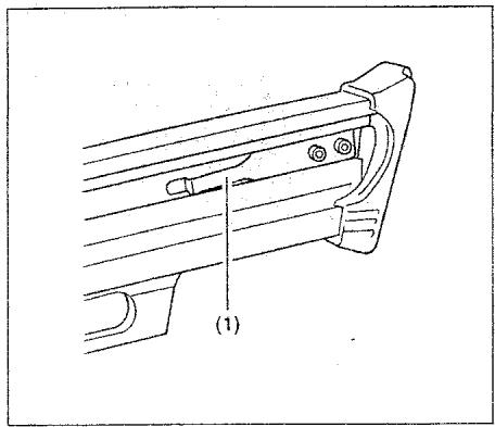 MAKITA AN942 - Pour décharger l'outil - 2