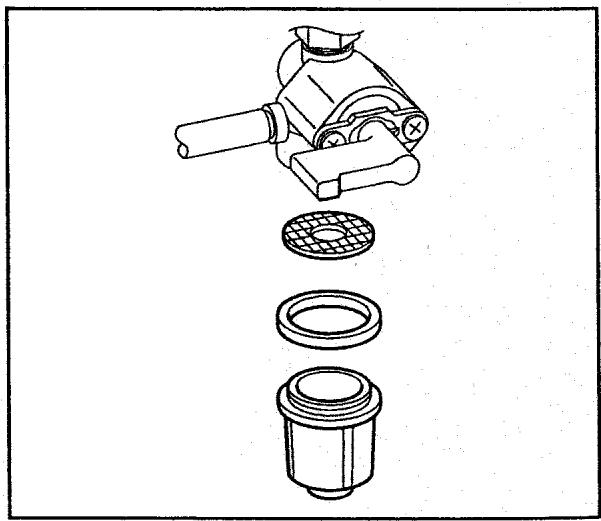 MAKITA G12000R - NETTOYAGE DU FILTRE À CARBURANT - 1