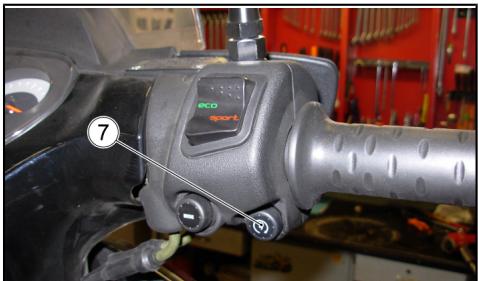 APRILIA SCARABEO 125 IE - Attention - 6