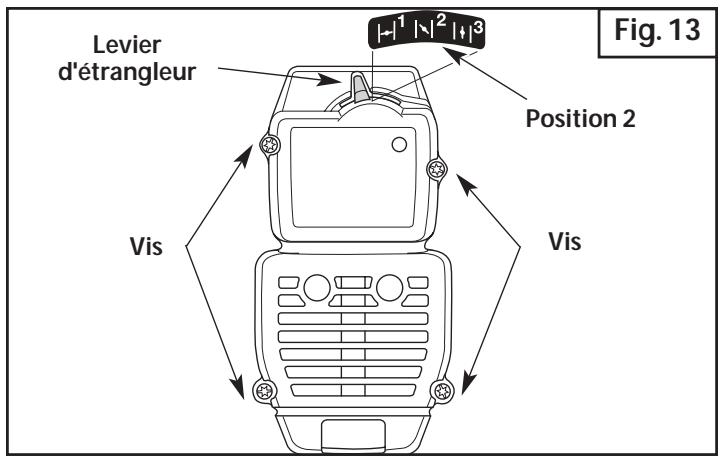MTD 21A121R665 - Retrait et installation du filtre à air/couvercle du silencieux - 2