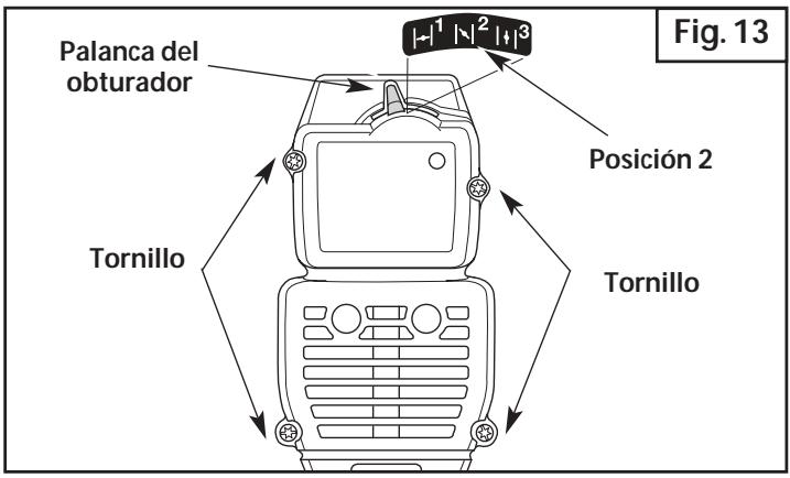 MTD 21A121R765 - Remoción de la cubierta del silenciador / bajo de aire - 2