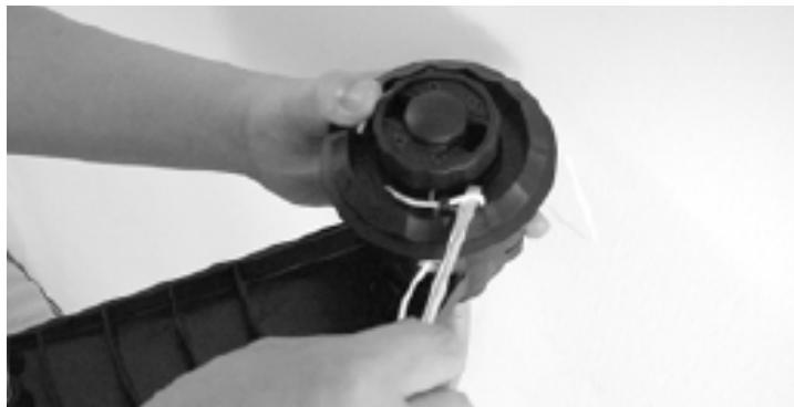 MTD YM - CAMBIO DE LA Cabeza DE CARGA FÁCIL DEL HILO DE CORTE - 1