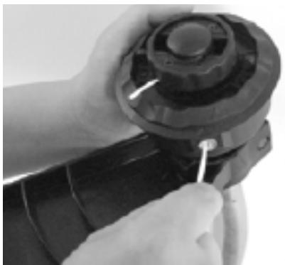 MTD YM - REPLACING TRIMMING LINE: EASY-LOAD HEAD - 3