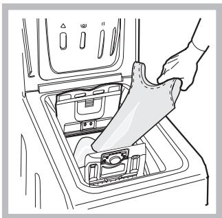 HOTPOINT-ARISTON AVTF 129 - Jak se otvírá a zavírá prácí buben - 3