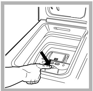 HOTPOINT-ARISTON AVTF 129 - How to open and shut the drum - 2
