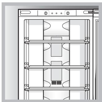 HOTPOINT-ARISTON BMBL 2022 CF-HA - Avant de contacter le centre d'assistance : - 7