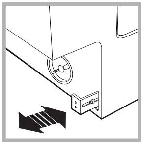 HOTPOINT-ARISTON AWM 129 - Inserting the machine into the Cabinet. - 4